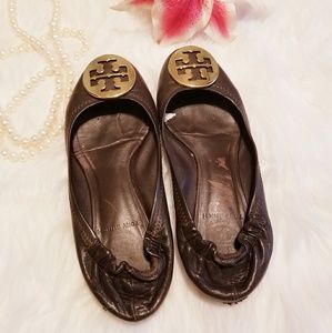 Tory burch flats in dark brown